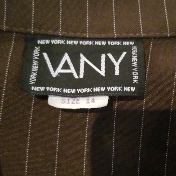 2pc women's suit, jacket and skirt, brown - Picture 5 of 6